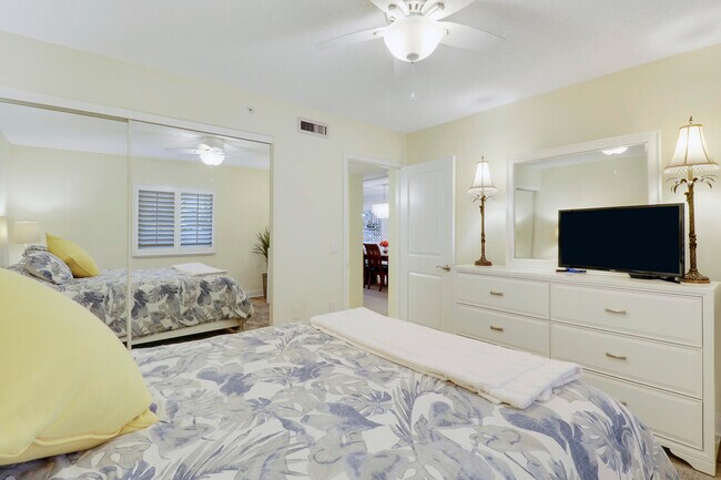 Building Photo - 1301 Seafarer Cir