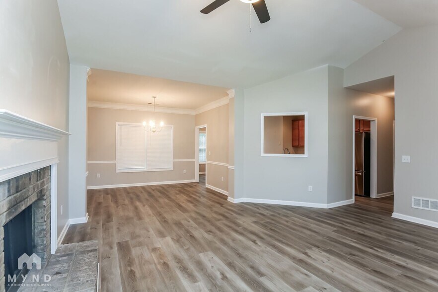 Building Photo - 3485 Bridle Brook Dr NE