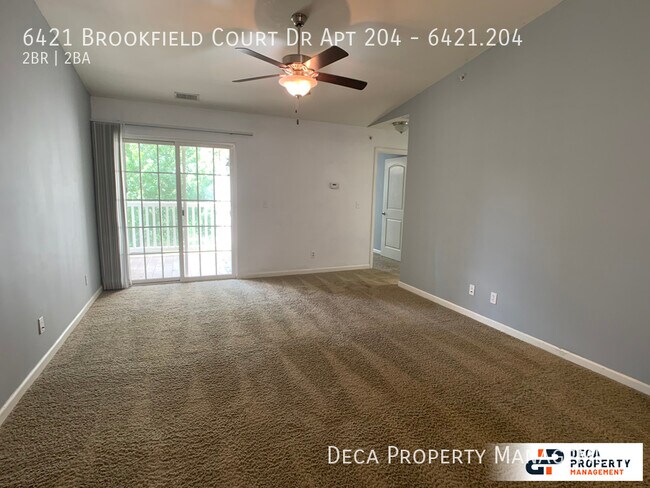 Building Photo - 2 Bedroom Condo