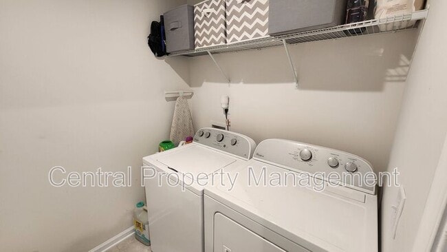 Building Photo - 322 Hunt Glenn Ct