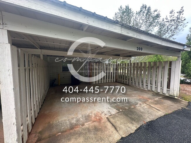 Building Photo - 200 Mill Creek Pl