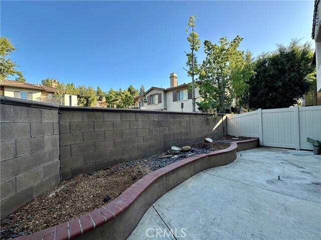 Building Photo - 2 Bolinas