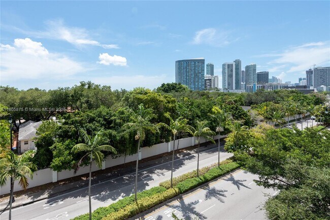 Building Photo - 4250 Biscayne Blvd