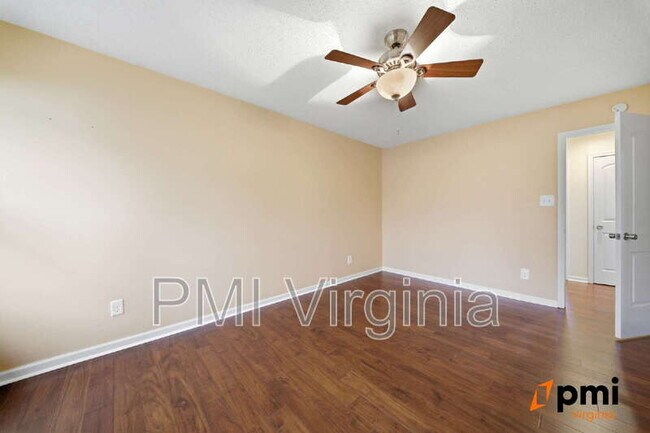 Building Photo - 5413 Brookfield Dr