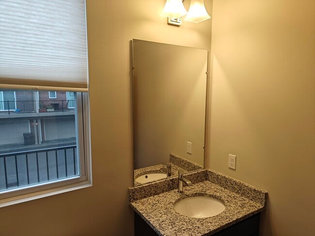 Building Photo - 47663 Alden Terrace N
