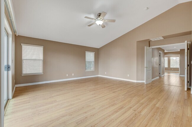 Building Photo - 2504 Antique Blossom Ave