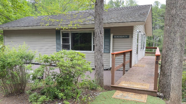Building Photo - 30 Lakemont Cottage Trail