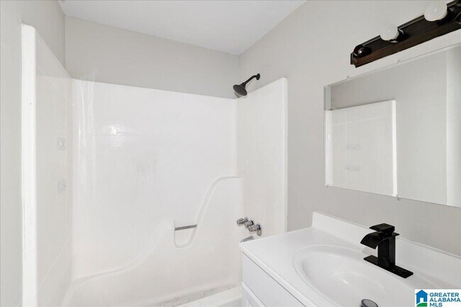 Building Photo - 2111 Pentland Dr