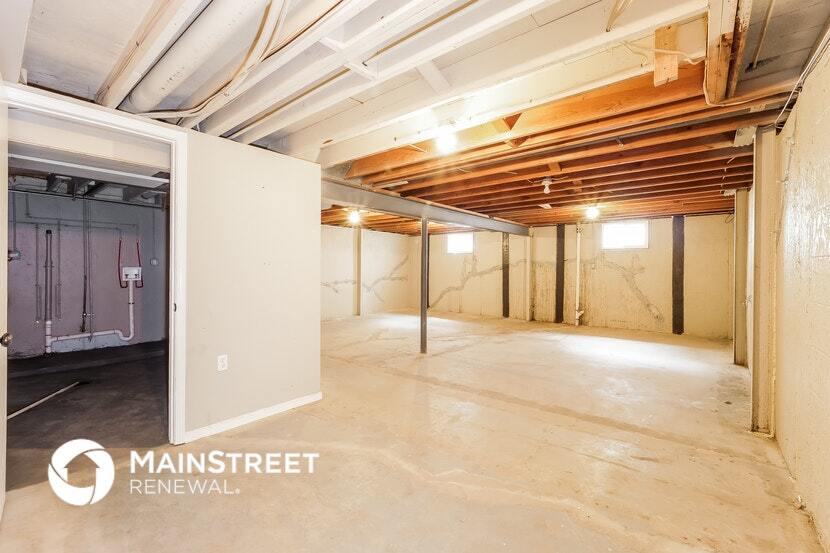 Building Photo - 410 N E Sharon St