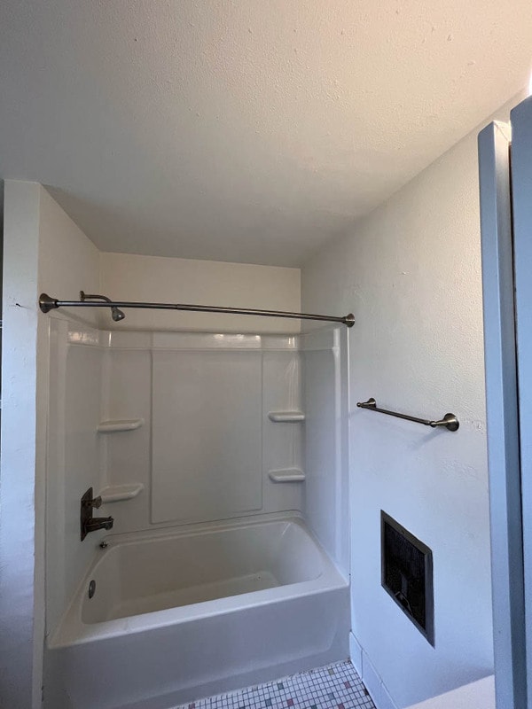 Building Photo - 612 Howard Pl