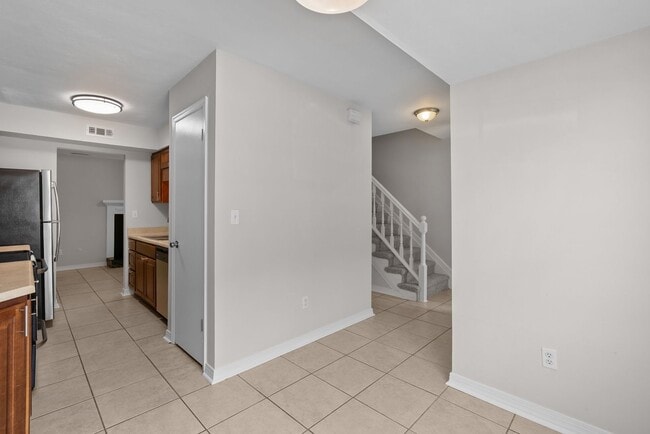 Building Photo - 5516 Amhurst Ct