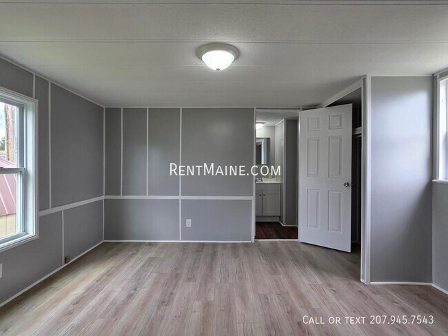 Building Photo - 41 Hatch St