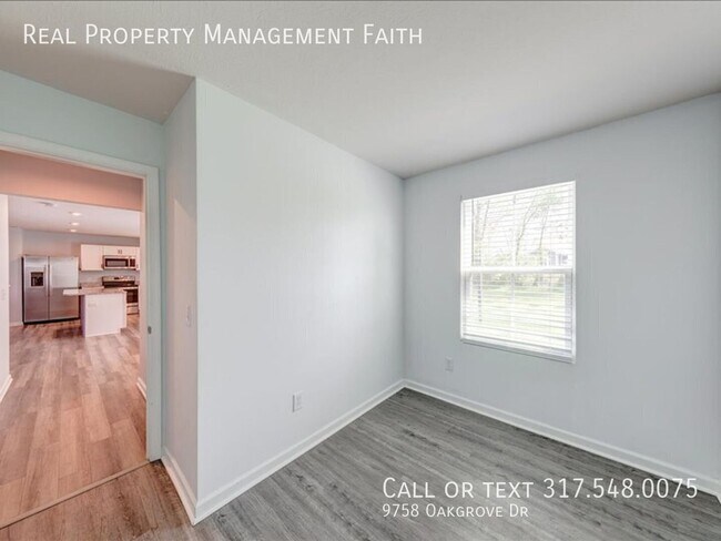 Building Photo - 9758 Oak Grove Dr
