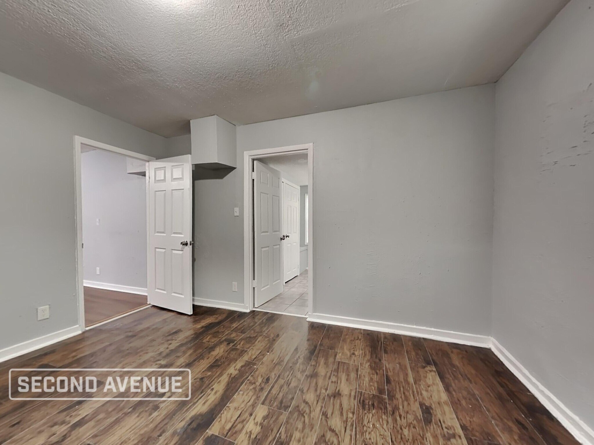 Building Photo - 5721 Teeler Ave