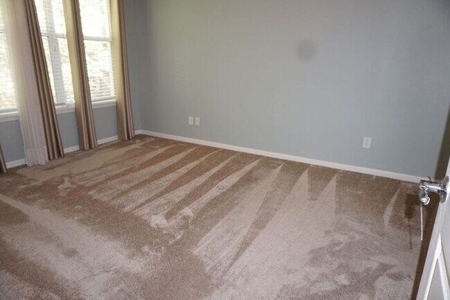 Building Photo - 2 Bedroom 2 Bathroom 55+ Community