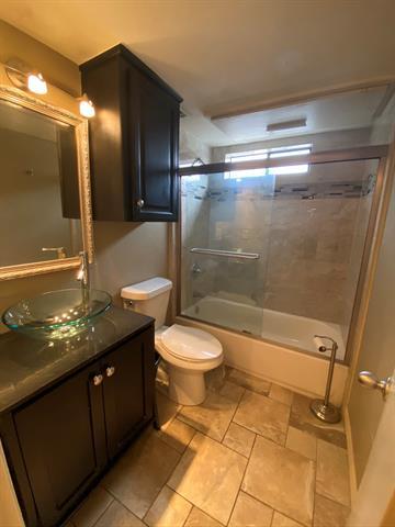 Building Photo - 4049 Herschel Ave