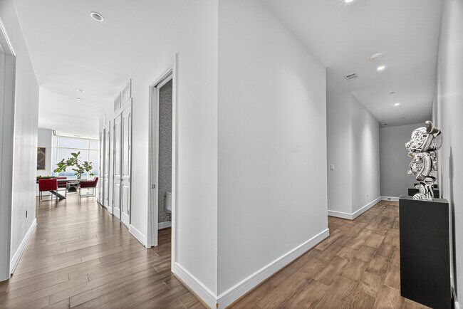 Building Photo - 4521 San Felipe St