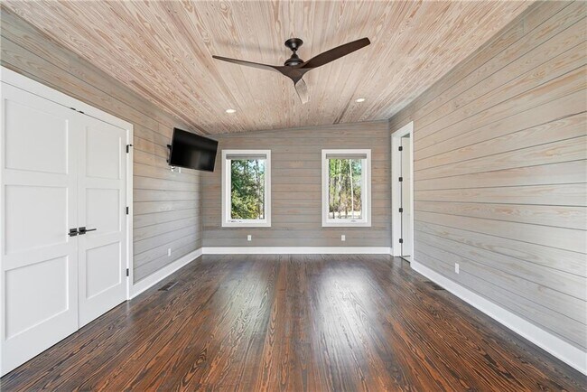 Building Photo - 5406 Old Jesup Rd