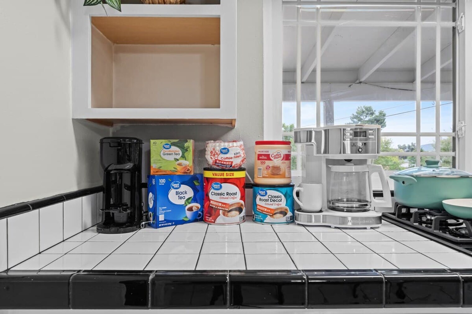 Building Photo - 10150 Sierra Madre Rd