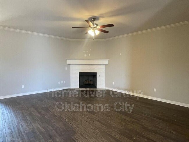 Building Photo - 8716 SW 66th Pl