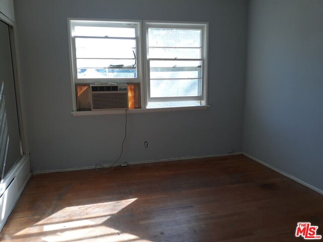 Building Photo - 3968 Verdugo Rd