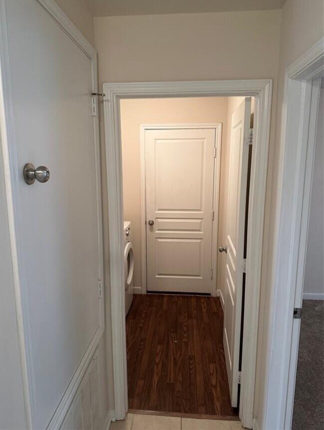 Building Photo - 20139 Linden Spruce Ln