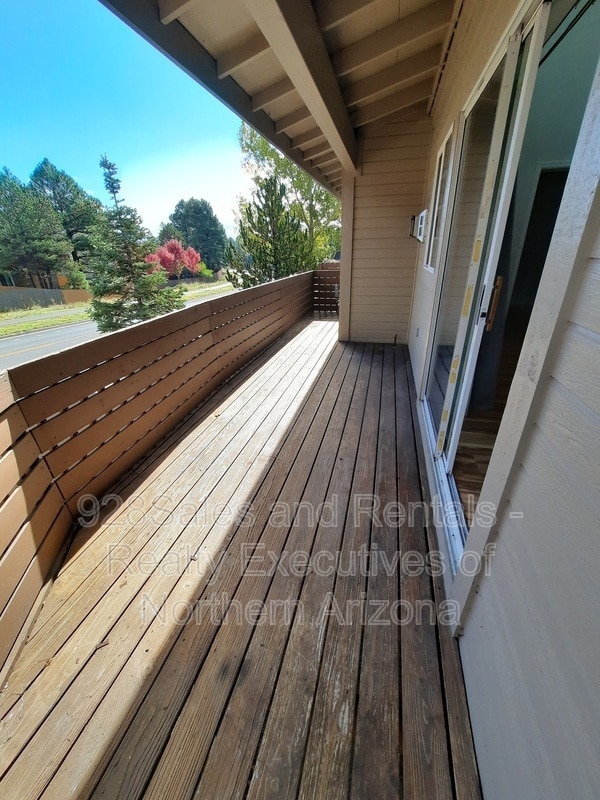 Building Photo - 1097 W Overland Pass Dr