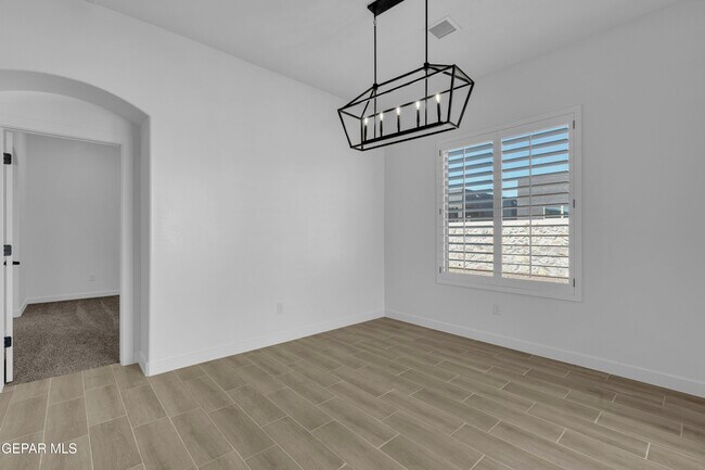 Building Photo - 15233 Expectation Ave