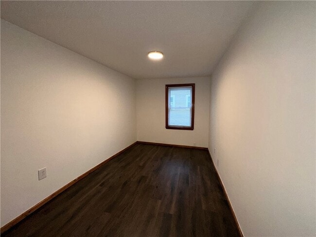 Building Photo - 177 Boyden St