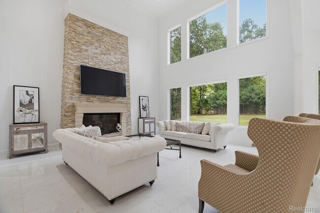 Building Photo - 2707 Turtle Lk Dr