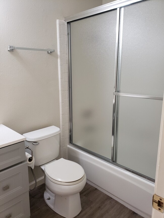 Building Photo - Nice, Cute and Clean!!!