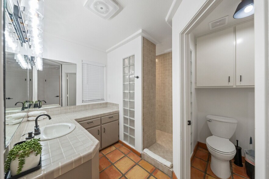 Building Photo - 58328 Bonanza Dr