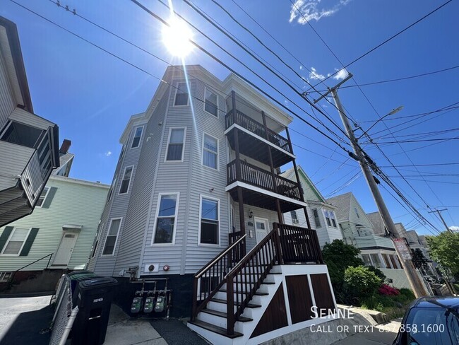 Building Photo - 9A Jay St