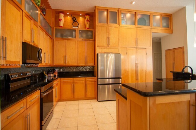 Building Photo - 1714 Victoria Pointe Cir