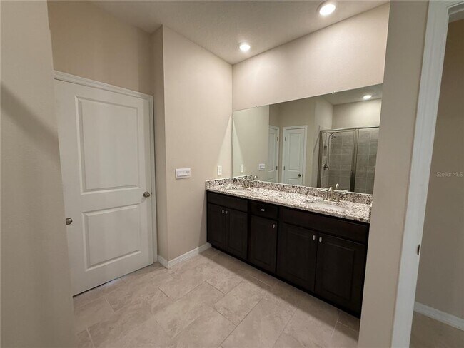 Building Photo - 5740 Woodland Sage Dr