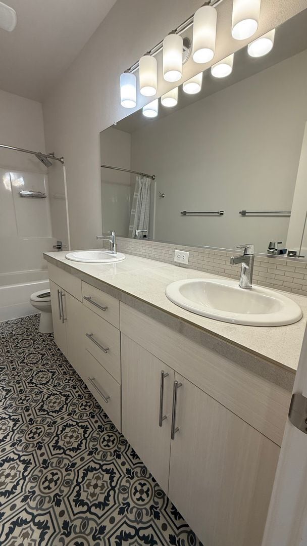 Building Photo - Video! Beautiful new large four bedroom ho...