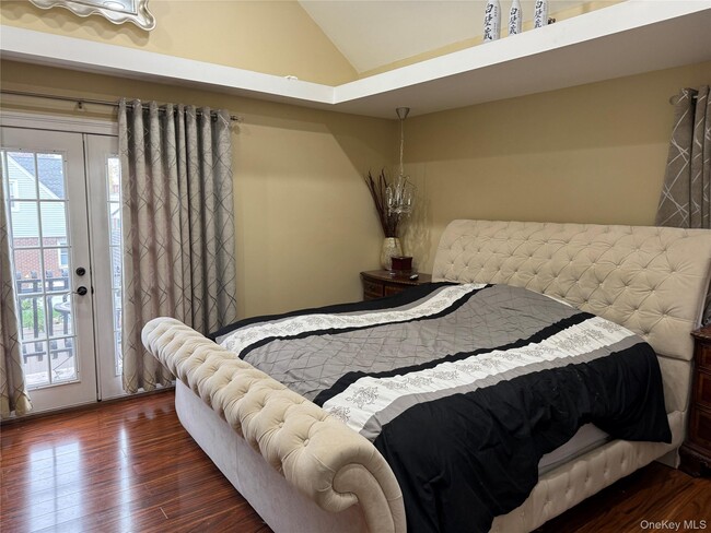 Building Photo - 65-29 168th St