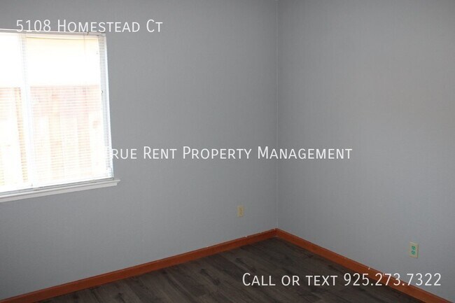 Building Photo - Well Kept 3 Bed, 2 Bath Single Story in Ni...