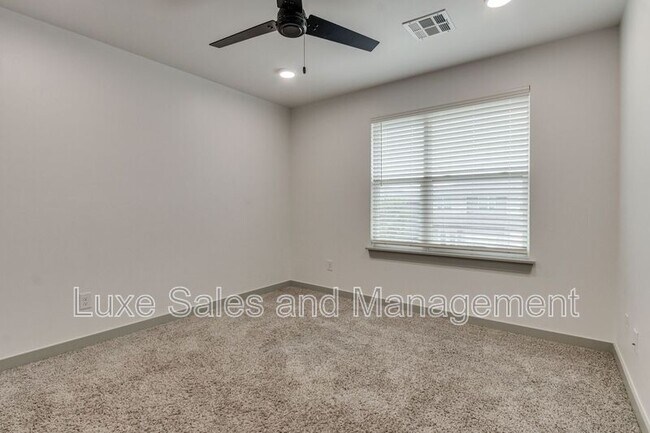 Building Photo - 13508 Vinita Dr