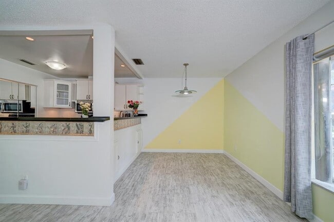 Building Photo - 7223 San Luis Ct