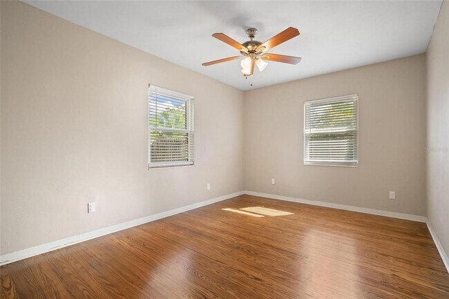 Building Photo - 4625 3rd Ave S