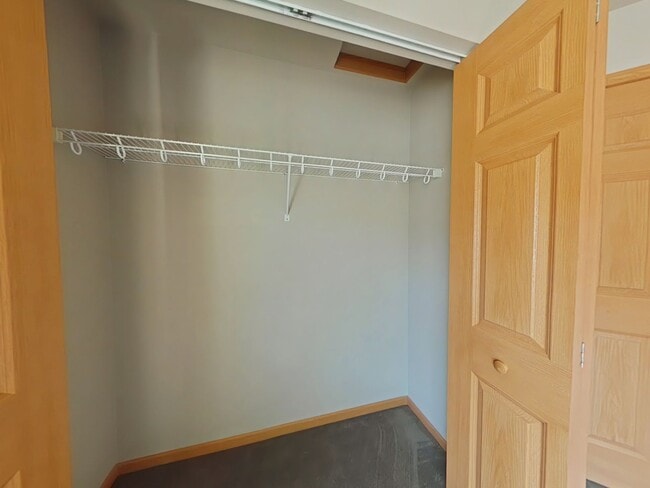 Building Photo - 3505D Fallon Dr