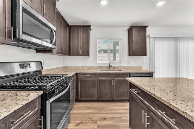 Building Photo - 4919 Amberlyn St