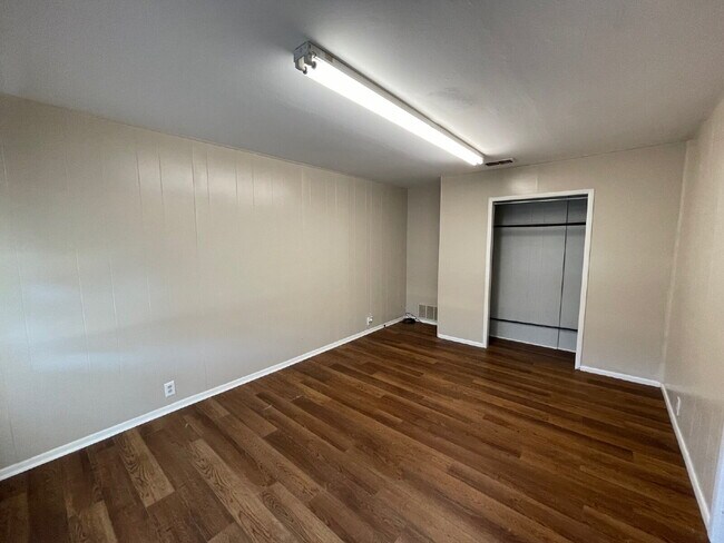 Building Photo - BEAUTIFUL HOUSE NEAR MEDICAL AND TTU