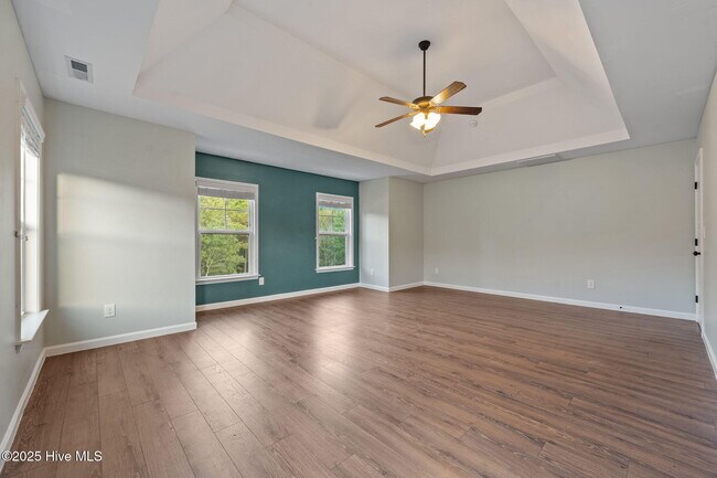 Building Photo - 711 Tuscarora Dr