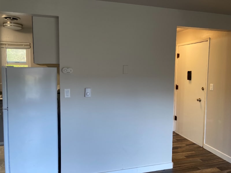 Building Photo - 1215 Queen Anne Ave N