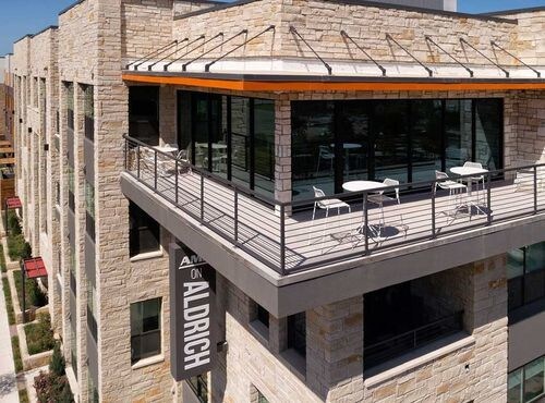 Building Photo - 2200 Aldrich St