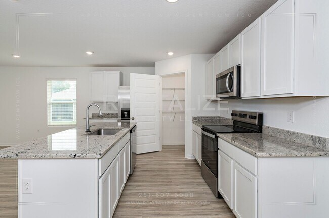 Building Photo - 1097 Hayward Lp