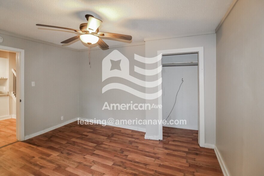 Building Photo - 5739 Springhill Ave
