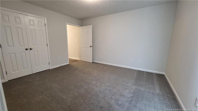Building Photo - 1105 Woodridge Dr